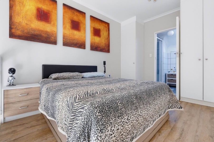 1 Bedroom Property for Sale in Gardens Western Cape